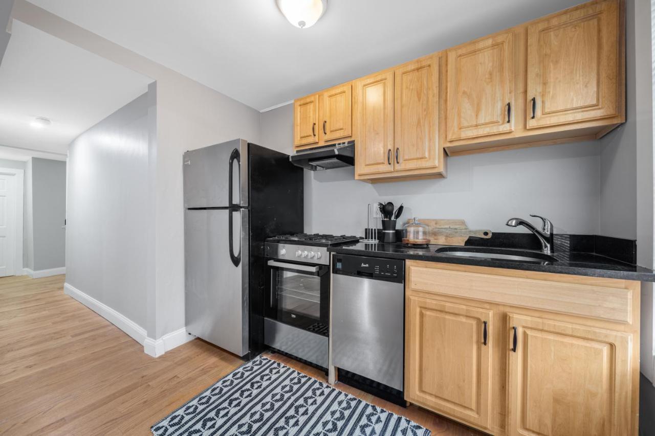 Easy Commute South Boston 4Br 1Bh Apt Eksteriør billede