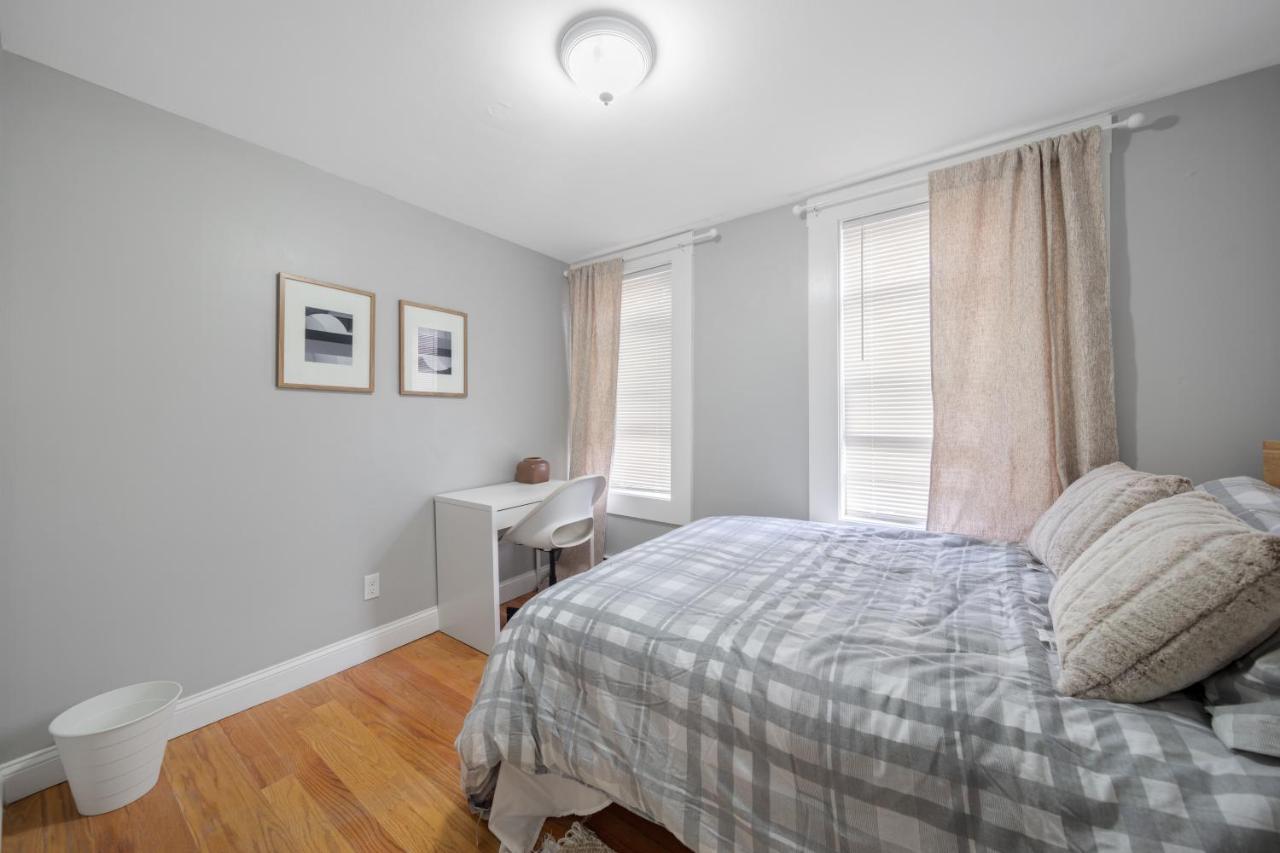 Easy Commute South Boston 4Br 1Bh Apt Eksteriør billede
